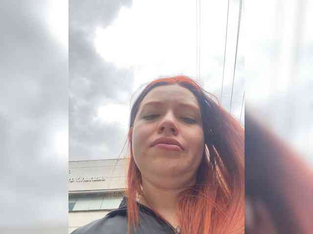 Pamela-Velvet Pamela-Velvet