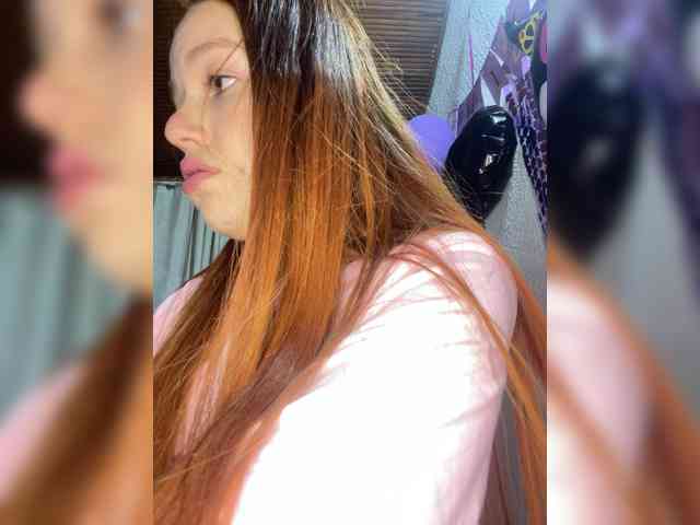 Pamela-Velvet webcam