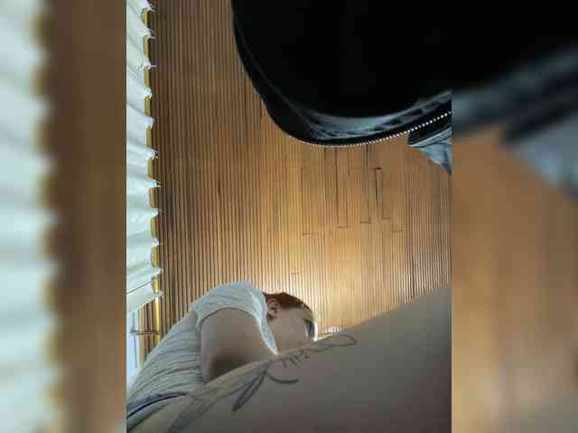 Pamela-Velvet Pamela-Velvet