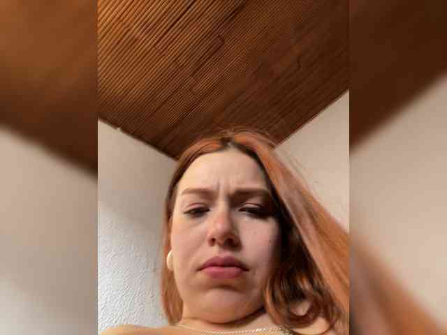 Pamela-Velvet Pamela-Velvet