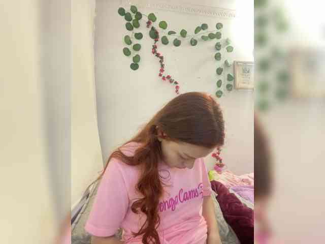 Pamela-Velvet webcam