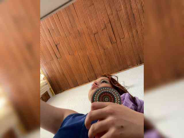 Pamela-Velvet webcam