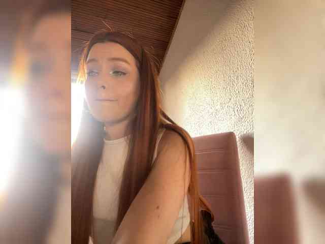 Pamela-Velvet webcam