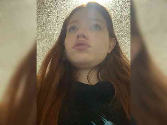 Pamela-Velvet webcam