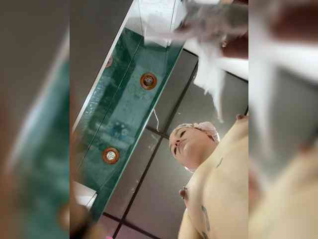 Pamela-Velvet webcam