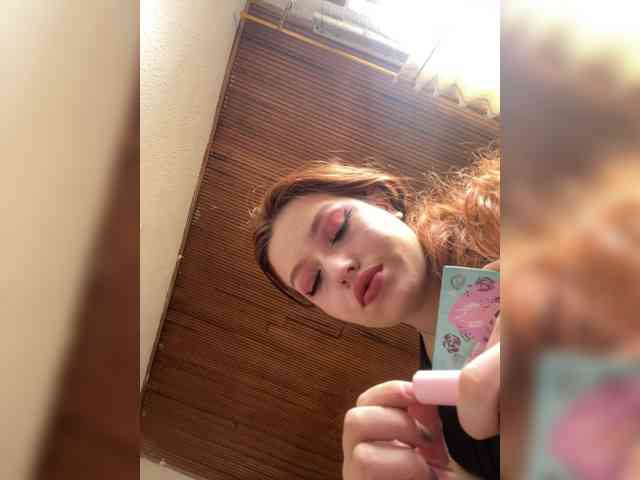 Pamela-Velvet Pamela-Velvet