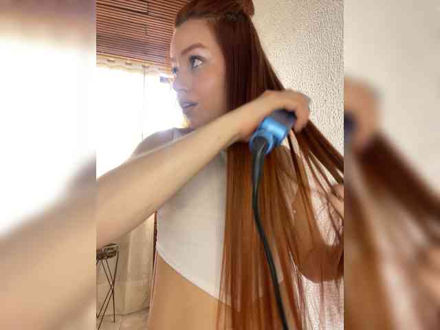 Pamela-Velvet webcam