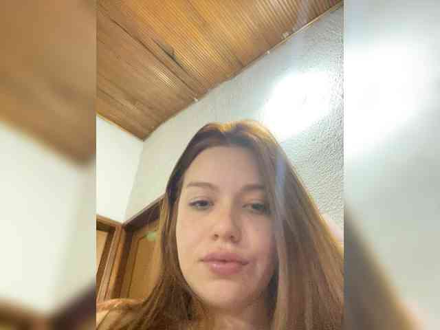 Pamela-Velvet Pamela-Velvet