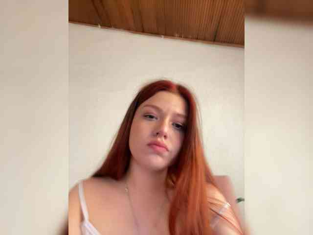 Pamela-Velvet webcam