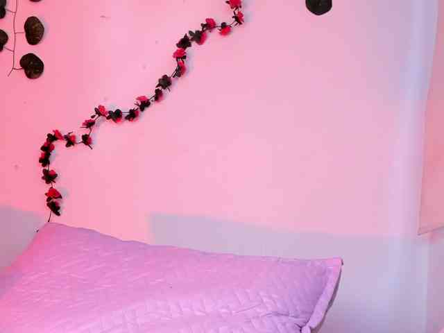 Pamela-Velvet webcam