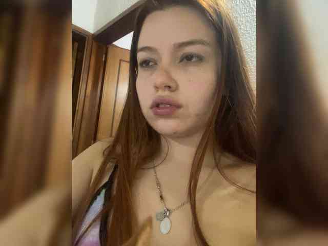 Pamela-Velvet webcam