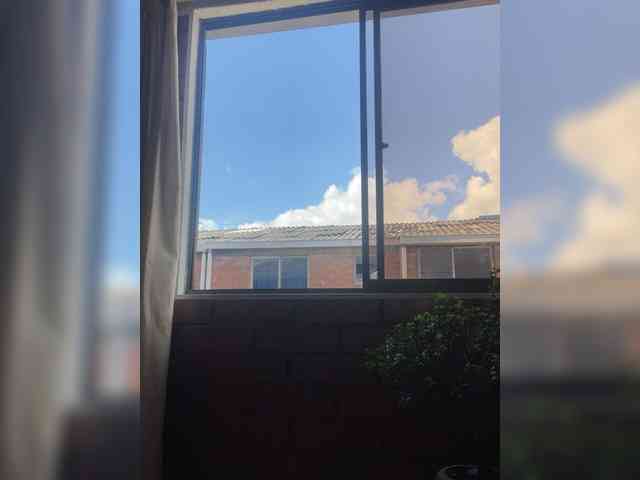 Pamela-Velvet webcam