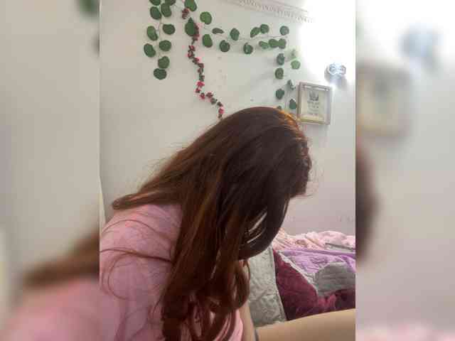 Pamela-Velvet webcam