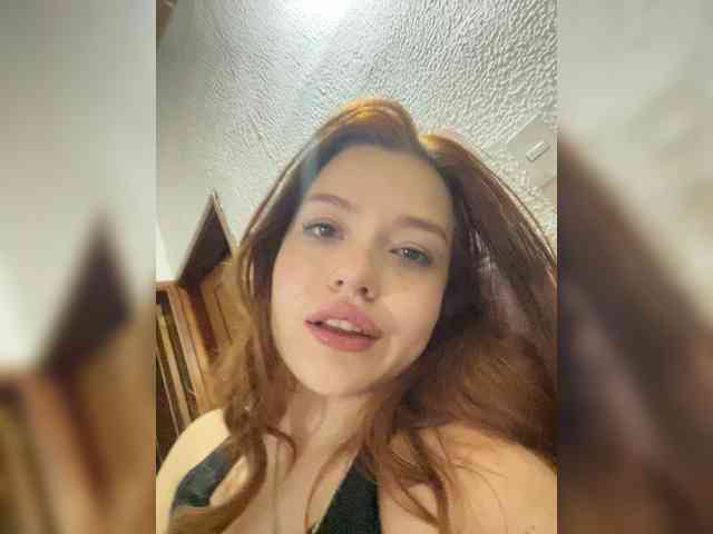 Pamela-Velvet webcam