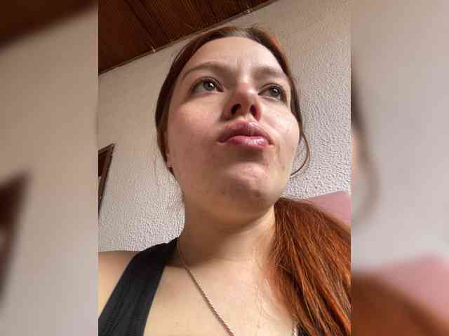 Pamela-Velvet Pamela-Velvet