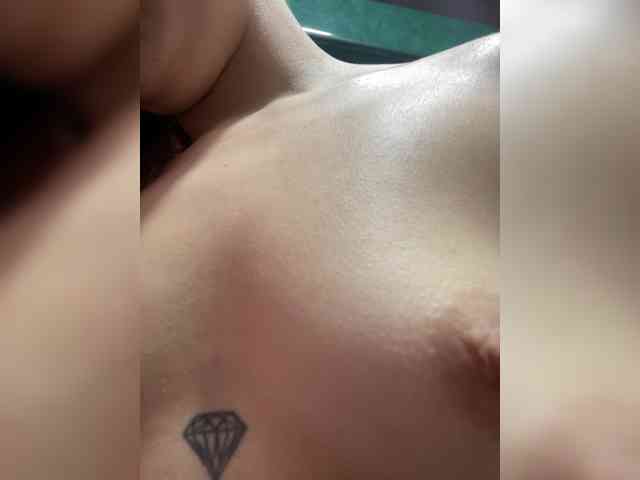 Pamela-Velvet webcam