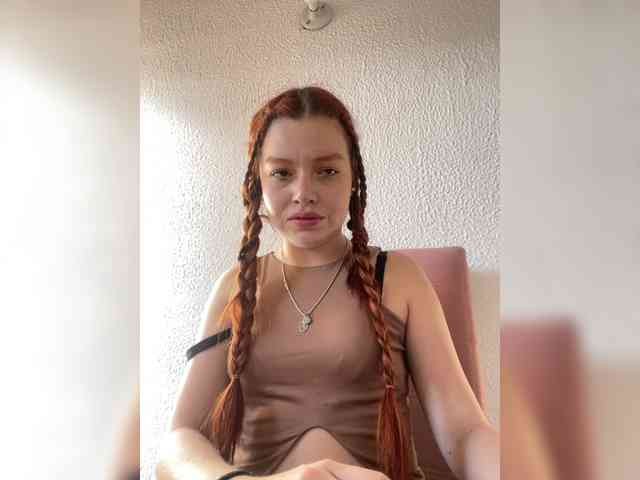 Pamela-Velvet webcam