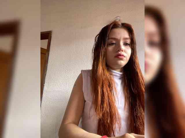 Pamela-Velvet Pamela-Velvet