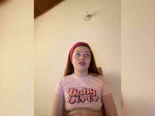 Pamela-Velvet webcam