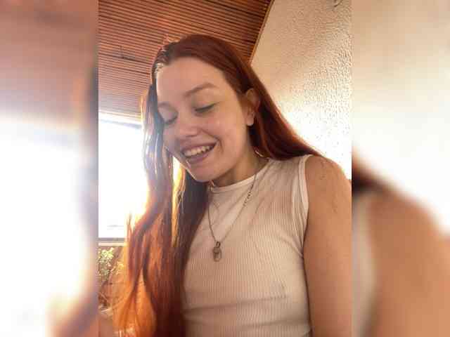 Pamela-Velvet webcam