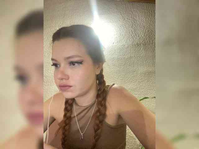 Pamela-Velvet Pamela-Velvet