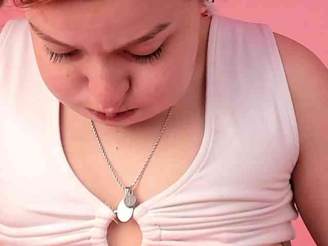 Pamela-Velvet webcam