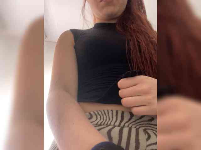 Pamela-Velvet webcam