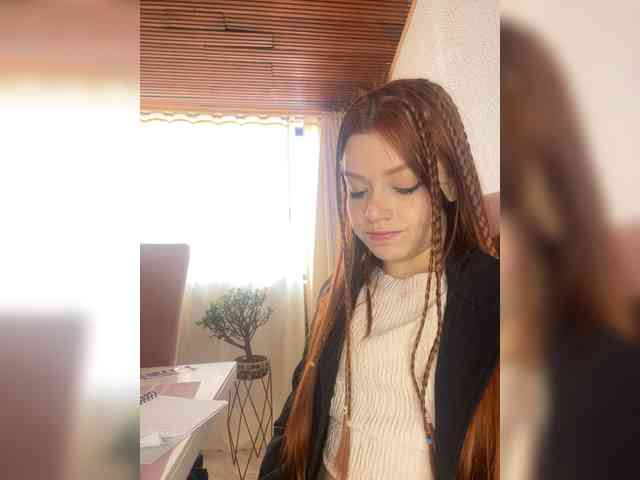 Pamela-Velvet webcam