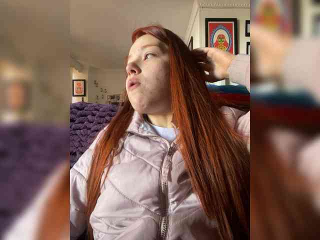 Pamela-Velvet webcam