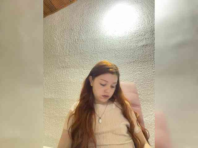 Pamela-Velvet webcam