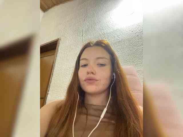 Pamela-Velvet Pamela-Velvet