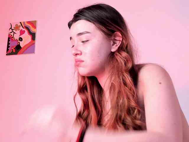 Pamela-Velvet webcam