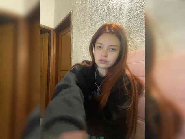 Pamela-Velvet webcam