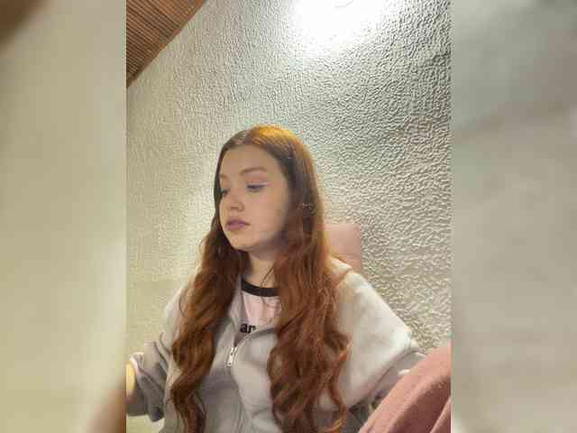 Pamela-Velvet webcam