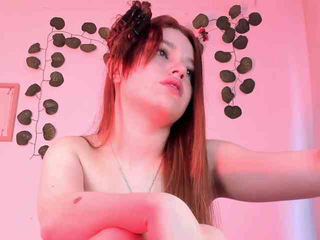 Pamela-Velvet webcam