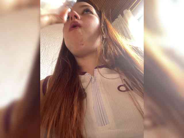 Pamela-Velvet webcam