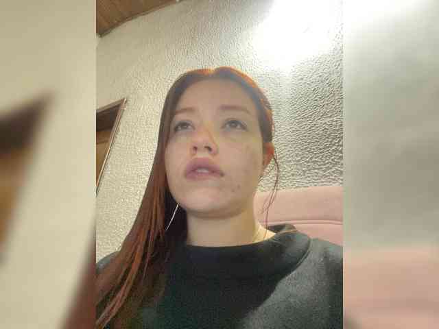 Pamela-Velvet webcam