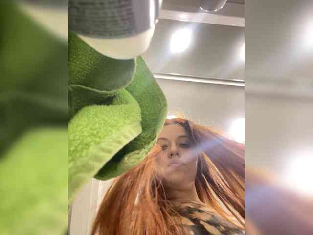 Pamela-Velvet webcam