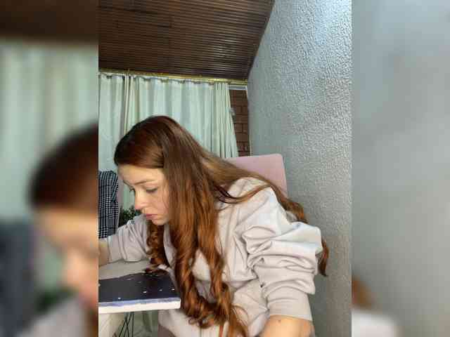 Pamela-Velvet webcam