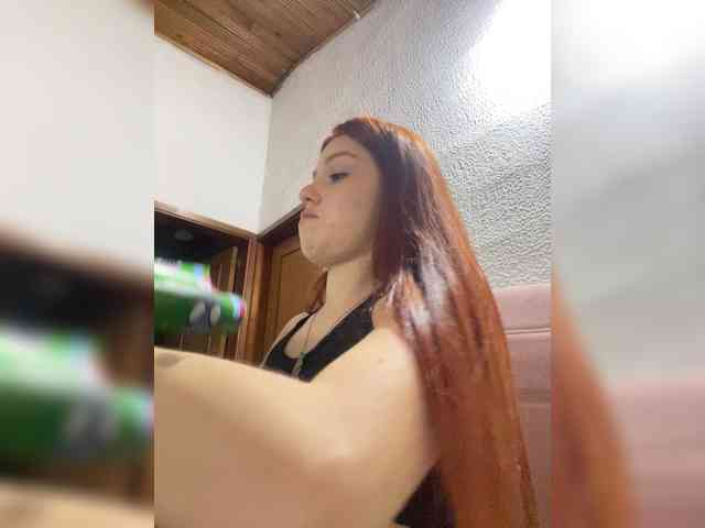 Pamela-Velvet Pamela-Velvet