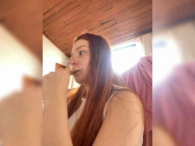 Pamela-Velvet webcam