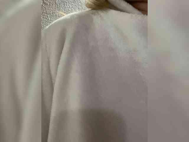 Pamela-Velvet webcam