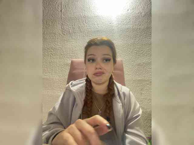 Pamela-Velvet Pamela-Velvet