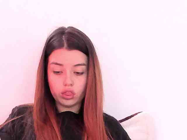 Pamela-Velvet Pamela-Velvet