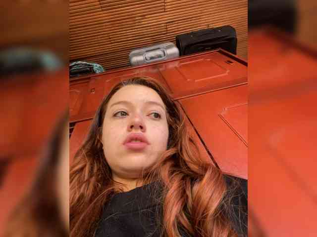 Pamela-Velvet webcam