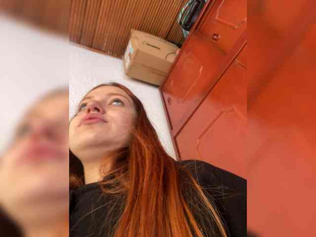 Pamela-Velvet webcam