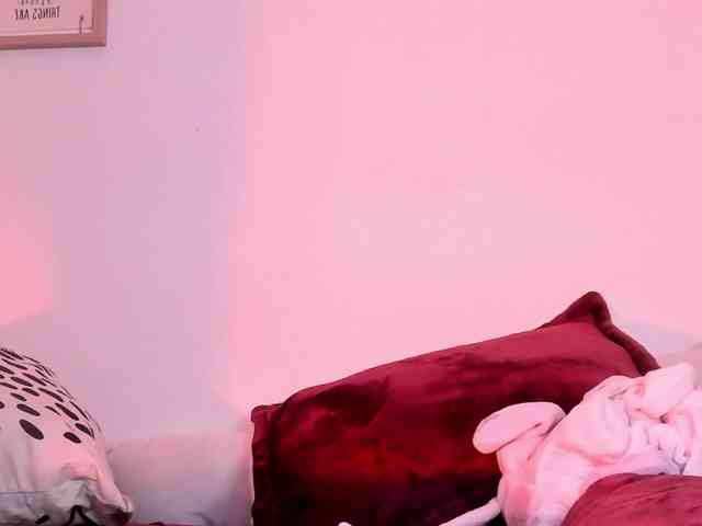 Pamela-Velvet Pamela-Velvet