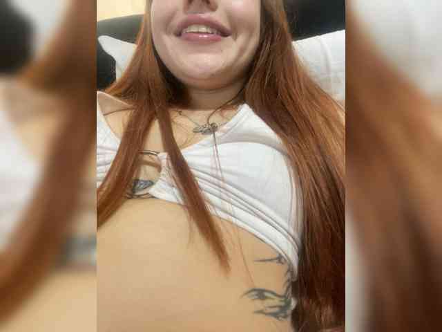 Pamela-Velvet webcam