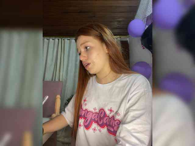 Pamela-Velvet webcam