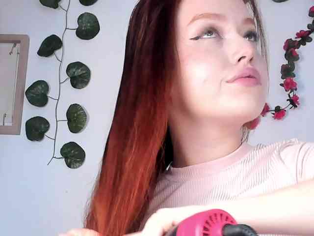 Pamela-Velvet Pamela-Velvet